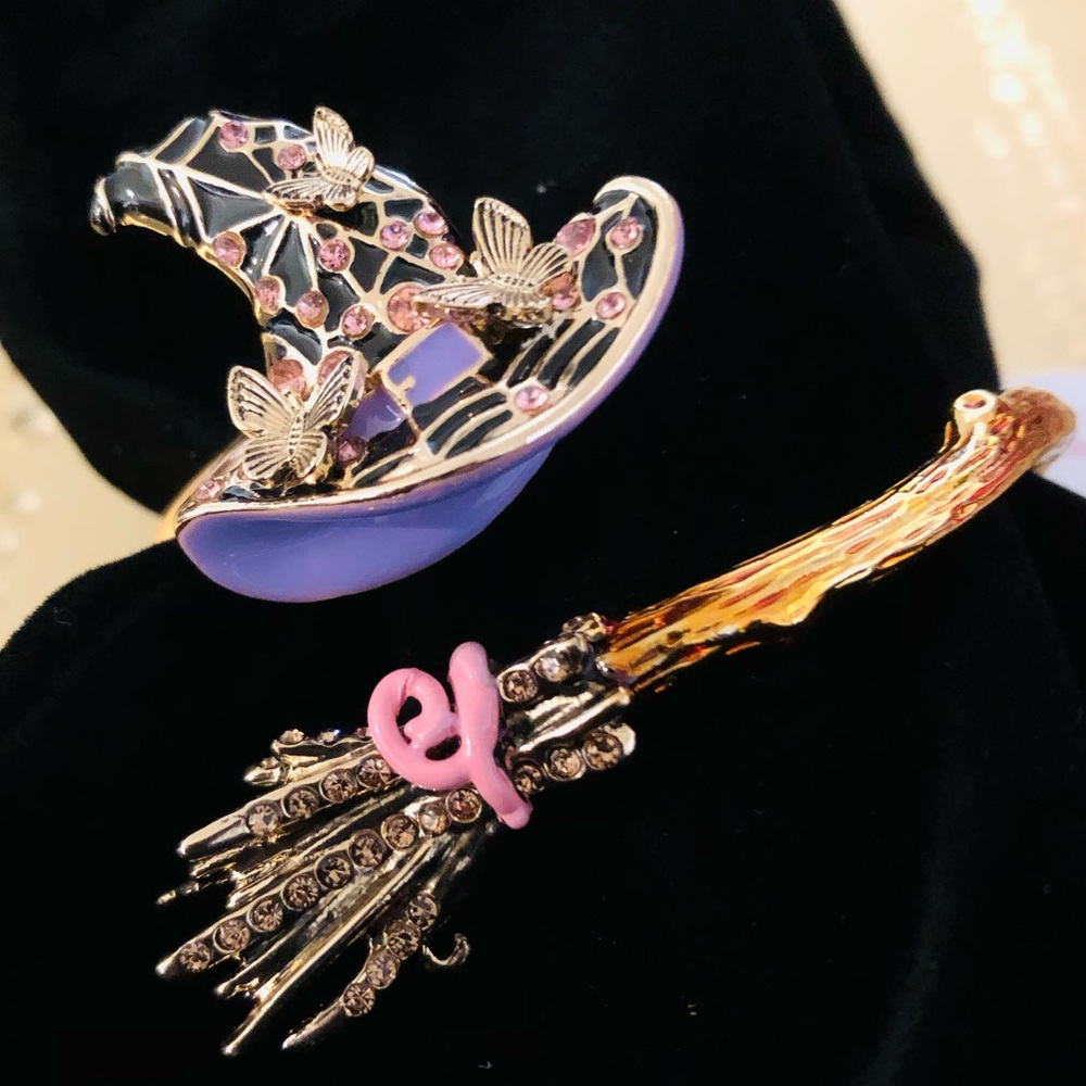 Authentic Betsey Johnson Bracelet - Witch’s Hat & Broom, Gold Tone, Crystals NWT